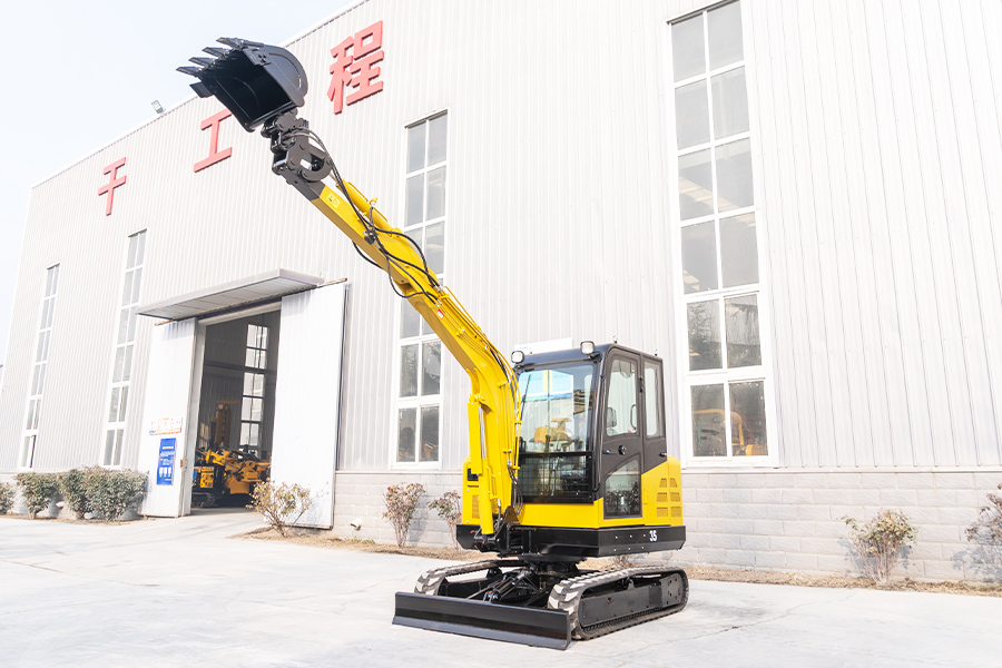 GLORYTECH GT-35 Mini Excavator photo 3