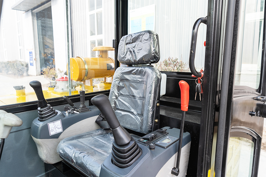 GLORYTECH GT-35 Mini Excavator photo 4