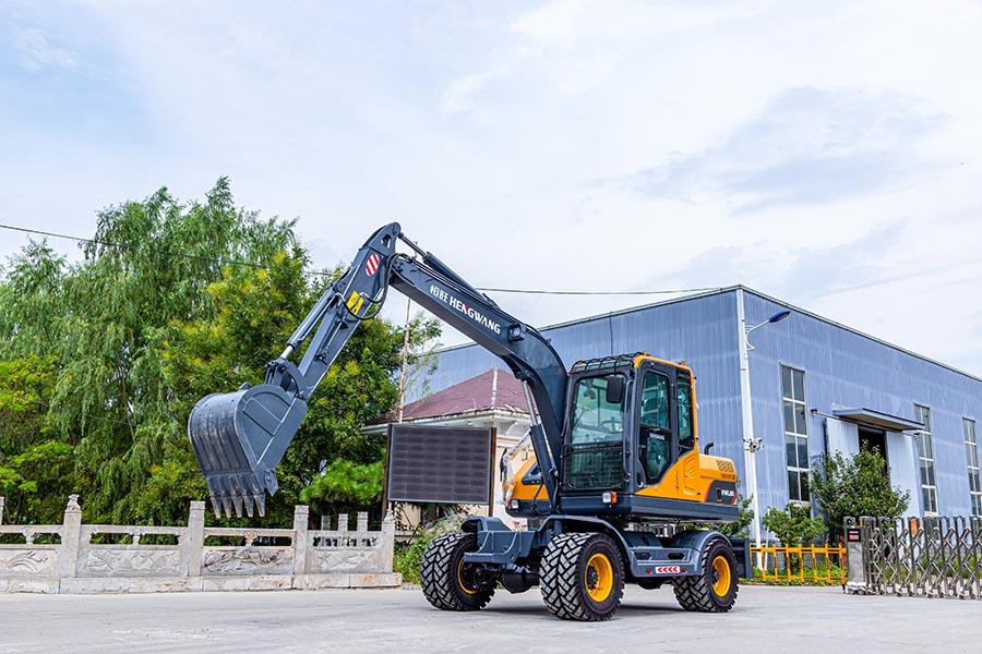 GLORYTECH GTL80-6 Wheel Excavator photo 2