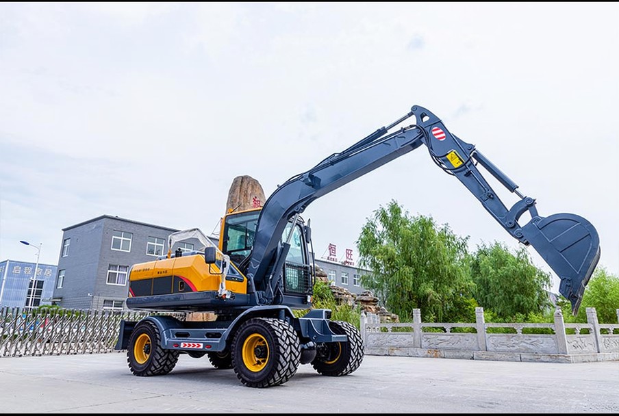 GLORYTECH GTL80-6 Wheel Excavator photo 3