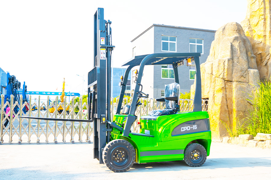 GLORYTECH CPD-15 Electric Forklift photo 2