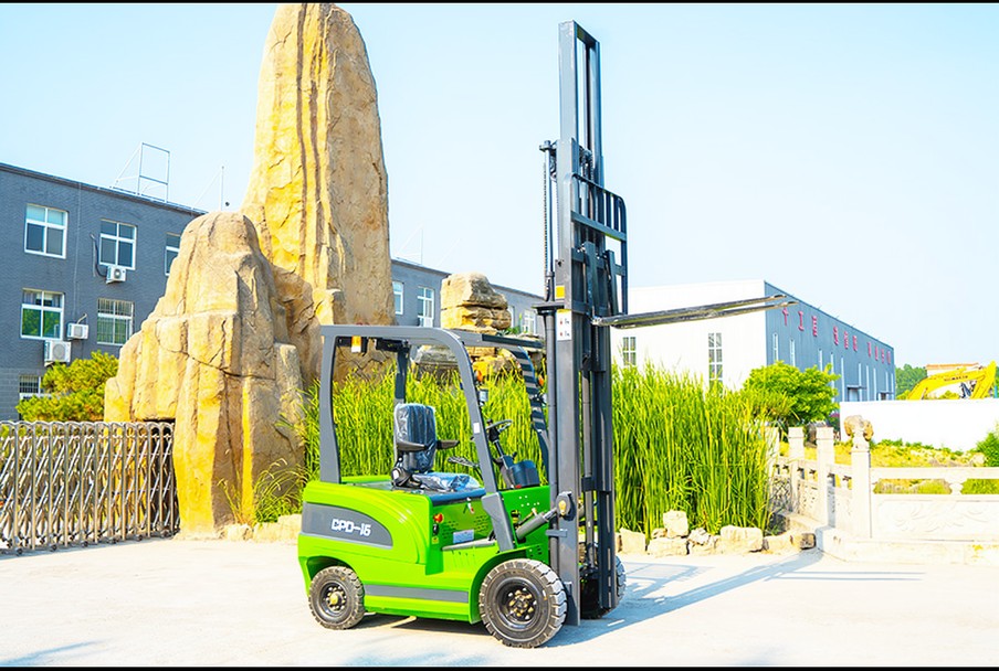 GLORYTECH CPD-15 Electric Forklift photo 3