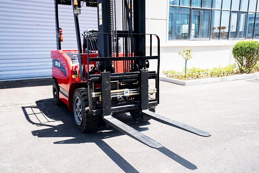 GLORYTECH CPD-35 Electric Forklift photo 4