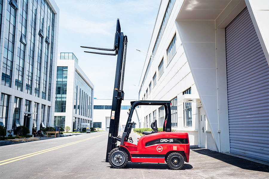 GLORYTECH CPD-35 Electric Forklift photo 5