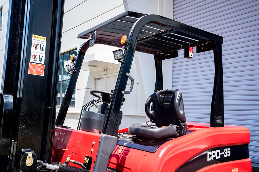GLORYTECH CPD-35 Electric Forklift photo 6