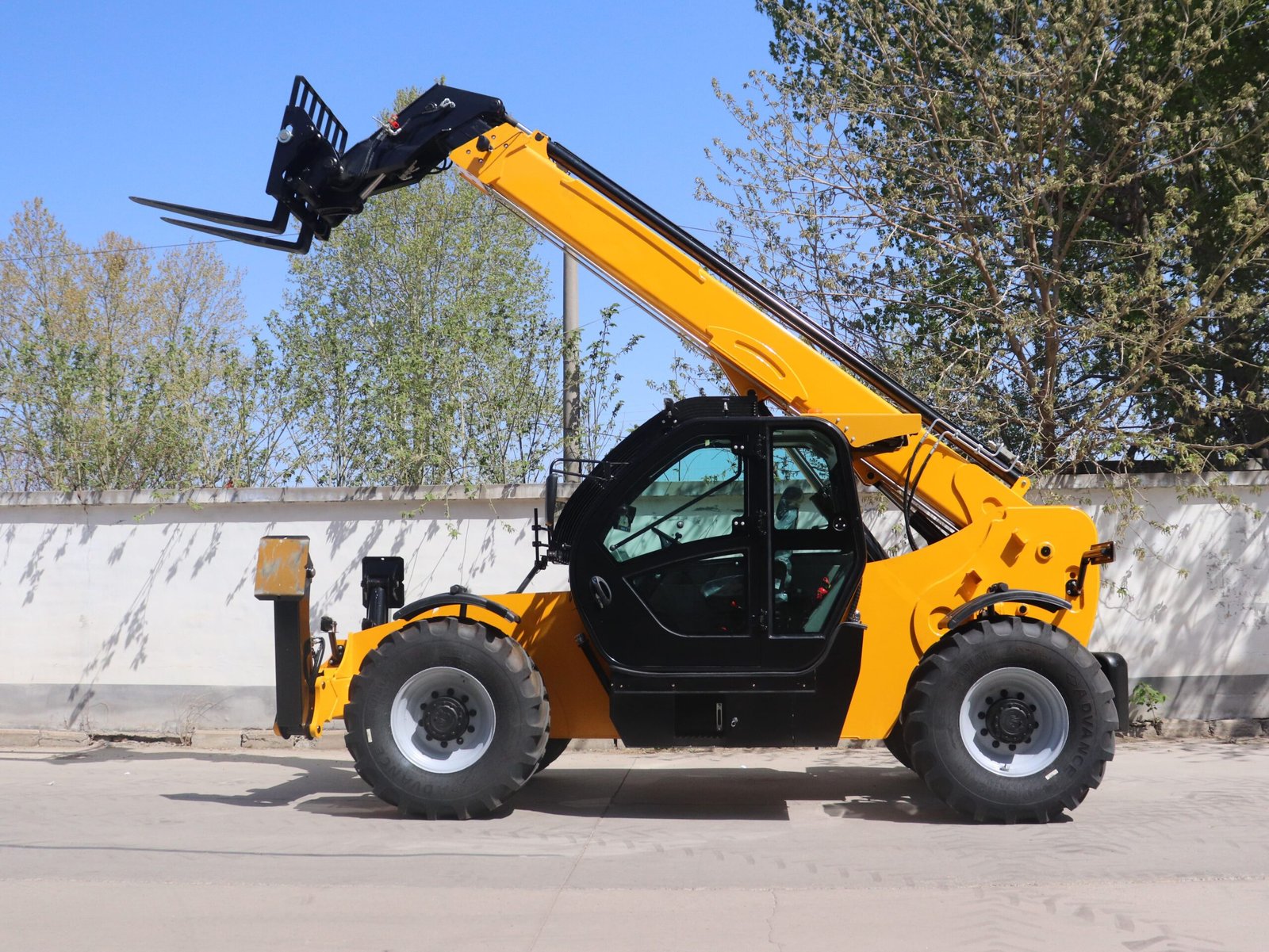 GLORYTECH GTT5010 Telehandler photo 4